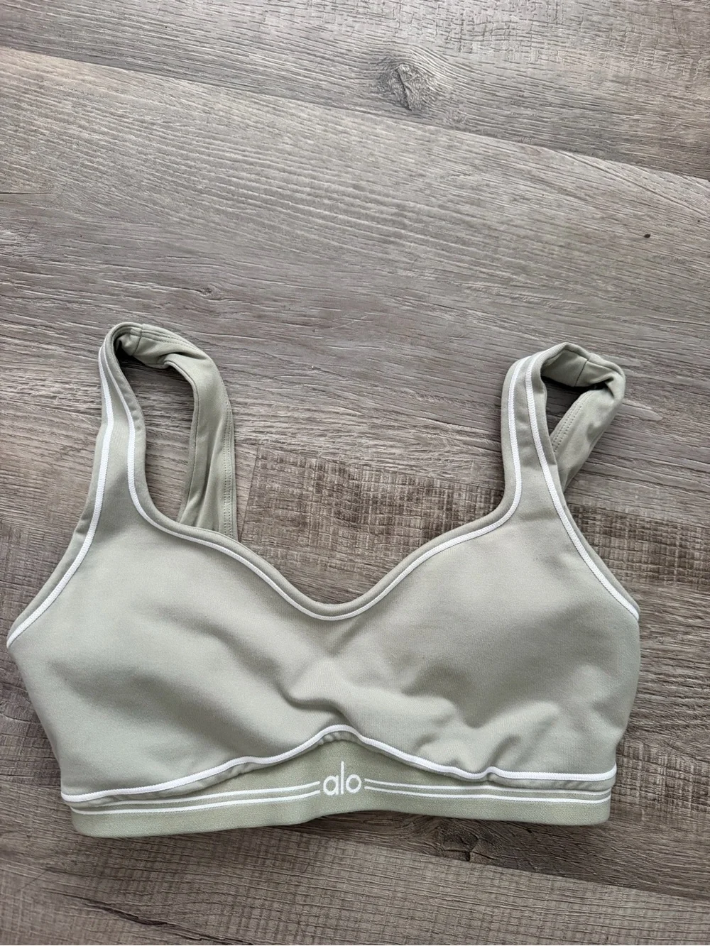 ALO Yoga Sports Bra